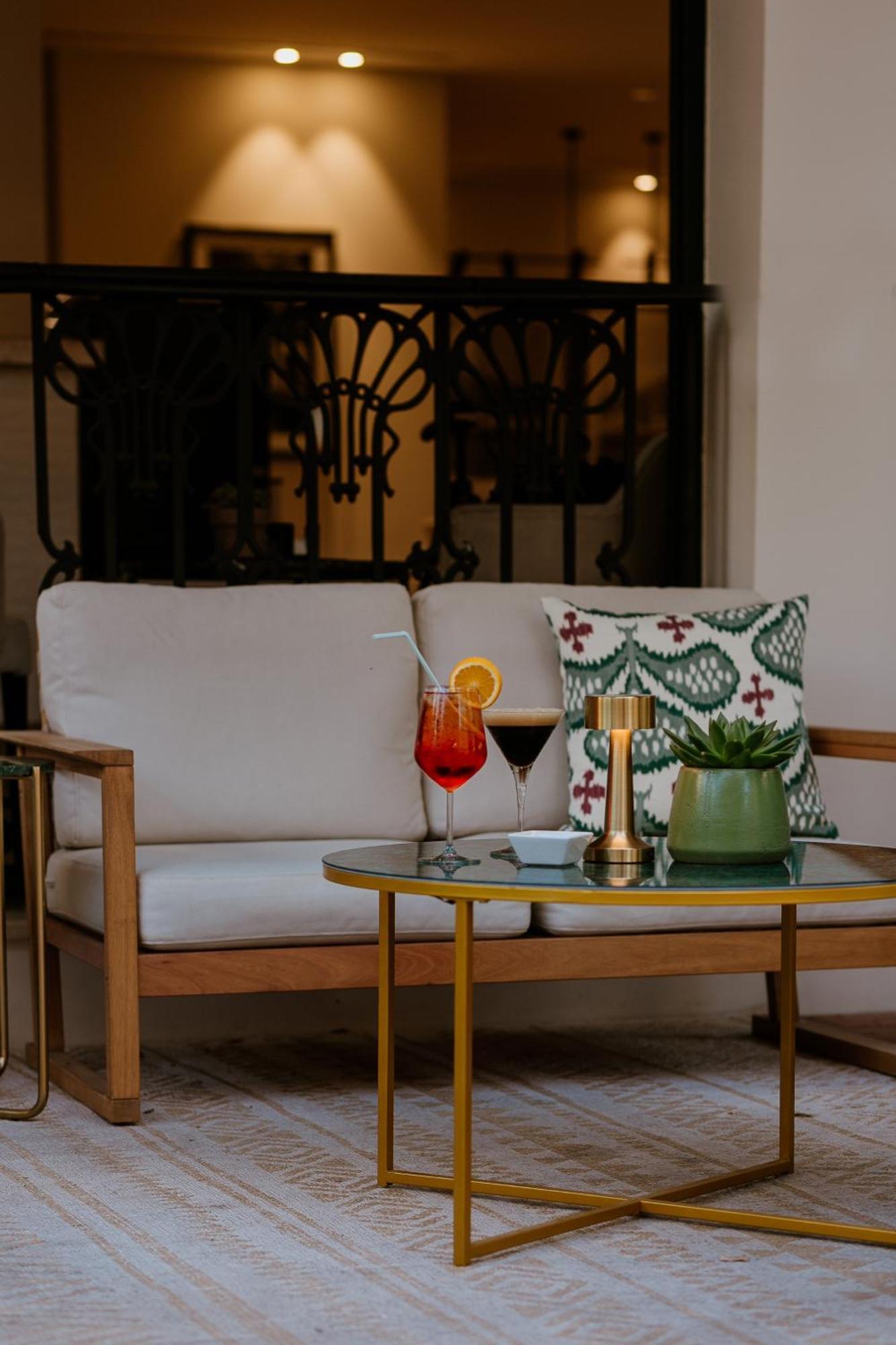 Hotel Estepona Plaza 外观 照片
